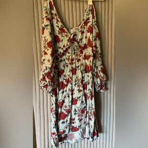 Cute floral dress!